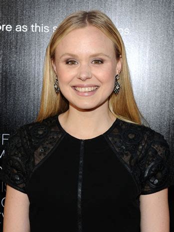 alison pill nude|‘The Newsroom’ Star Alison Pill Accidentally Tweets Topless Photo